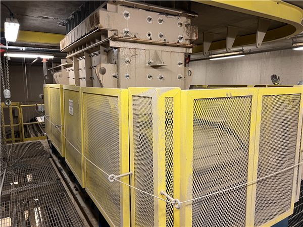 Metso Af-5-36mn-11.5-20ph 36" W X 11'6" L Pulley To Pulley Ore Apron Feeder)